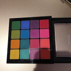 Nyx professional makeup ultimate shadow palette